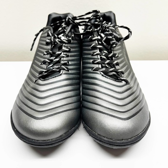 NEW BRAVA Exempt Turf Soccer Cleats Black/Gray Mens Size 7.5 - Picture 2 of 6